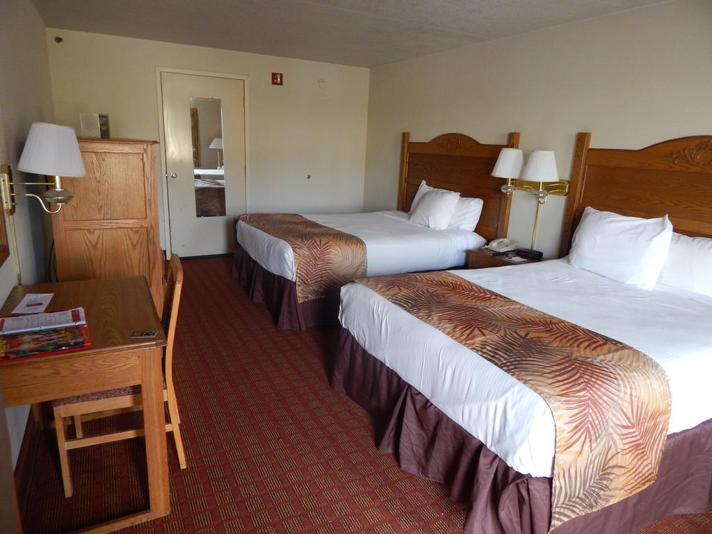Ramada Branson Hotel And Resort Exterior foto