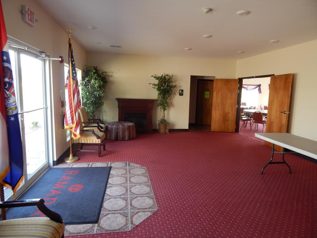 Ramada Branson Hotel And Resort Exterior foto